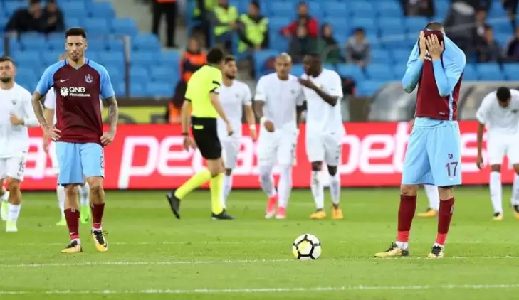 Trabzonspor hezimete uğradı: 1-6! Akhisarspor zirveye yaklaşıyor...