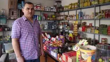 FIFA kokartlı hakem, bakkal dükkanı işletiyor!