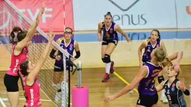 Bursa BŞB set vermeden kazandı