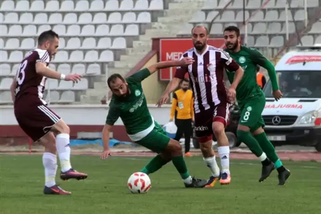 Elazığ'da turlayan Sivas Belediyespor!