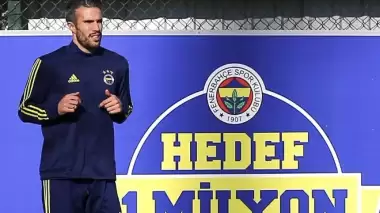 Mehmet Ekici ve Robin van Persie'de son durum...