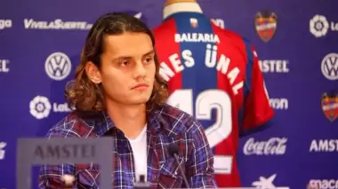 Enes Ünal, basına tanıtıldı!