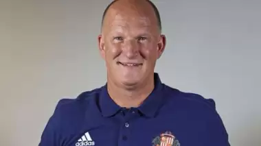 Lens'in hocası kovuldu!