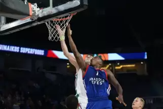 Anadolu Efes, İsrail deplasmanında...