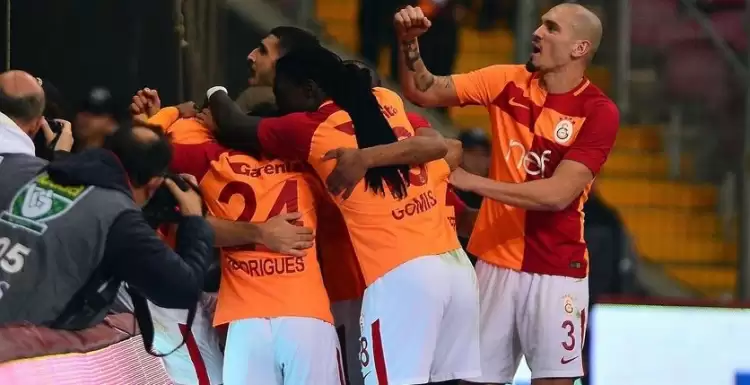 Galatasaray'da başarının sırrı saha dışında yatıyor!