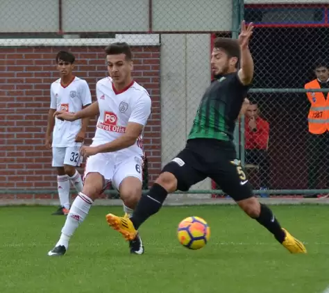 Akhisarspor'dan iyi prova