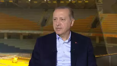 Cumhurbaşkanı Erdoğan Ramil Guliyev'i kutladı