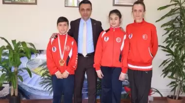 Genç cimnastikçinin hedefi literatüre geçmek