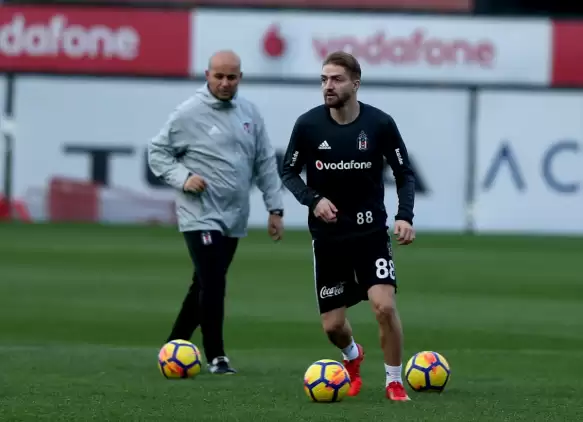 Caner Erkin günler sonra idmanda! 