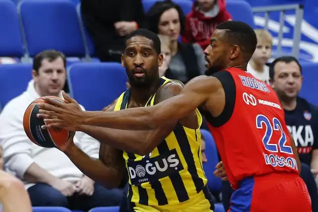 Fenerbahçe Doğuş son saniye basketiyle CSKA'yı devirdi!