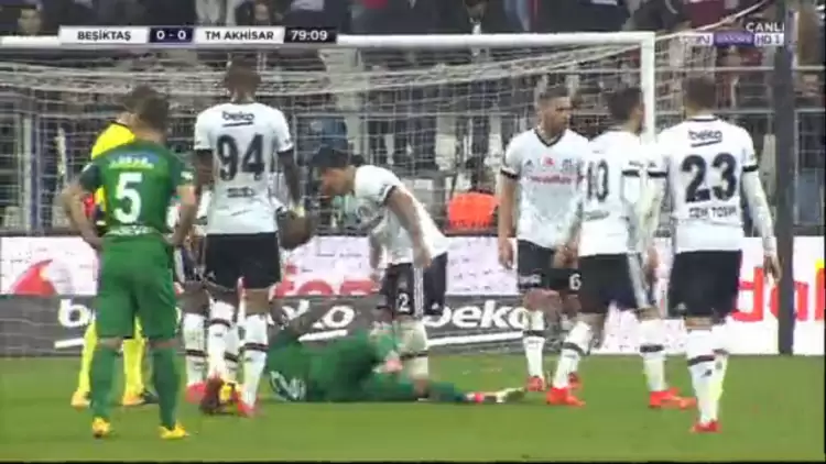 Paulo Henrique kızardı!