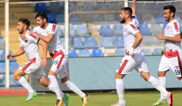 Gaziantepspor Teknik Direktörü Faik Demir, takımından umutlu...