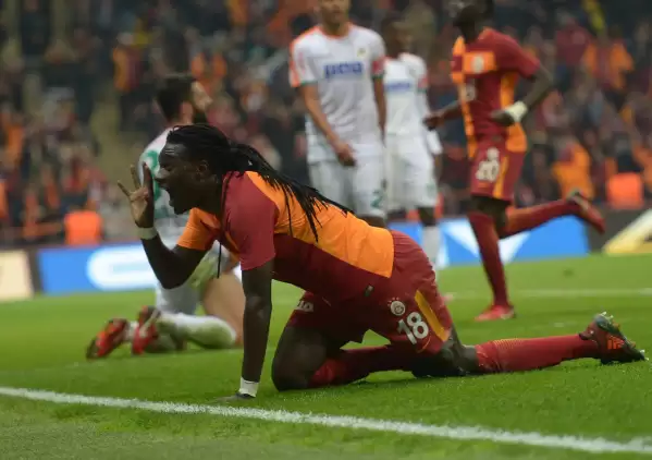 Bafetimbi Gomis'in yanına yıldız transfer!