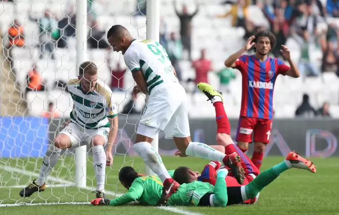 Bursaspor kazandı, Karabükspor'un puan hasreti sürdü!