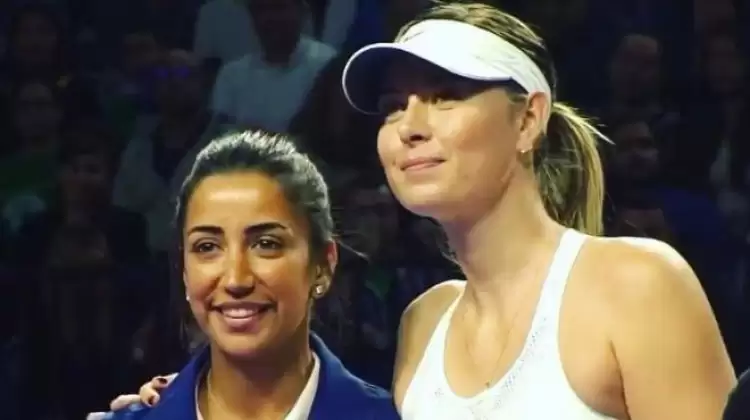 Çağla Büyükakçay - Sharapova maçında evlenme teklifi!