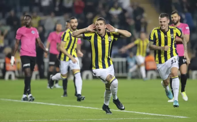 Fenerbahçe emin adımlarla!