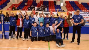 Oturarak Voleybol Türkiye Kupası finalinde kupa sahibini buldu
