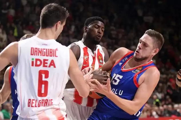 Anadolu Efes, Kızılyıldız deplasmanında farklı mağlup!