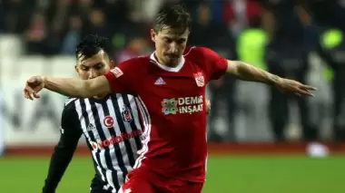 Mert Hakan Yandaş: Beşiktaş'ı mağlup etmek güzel bir duygu!