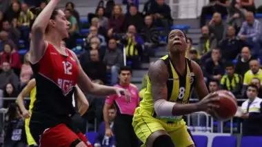 Fenerbahçe, AGÜ karşısında zorlanmadı