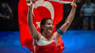 Yasemin Adar, yılın fotoğrafları oylamasına katıldı