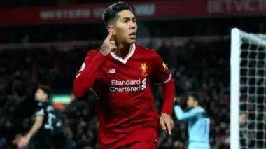 Liverpool, Swansea City'i farklı geçti