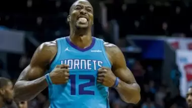 Son şampiyon Warriors evinde Hornets'a kaybetti