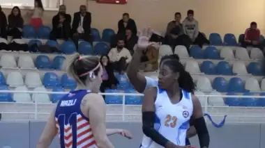 Elazığ İl Özel İdare, Mersin Üniversitesi’ni farklı yendi