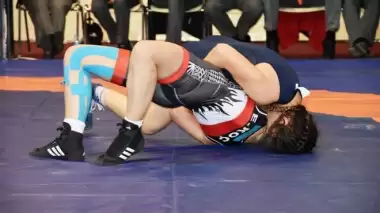 23 Yaş Altı Kadınlar Türkiye Güreş Şampiyonası başladı!