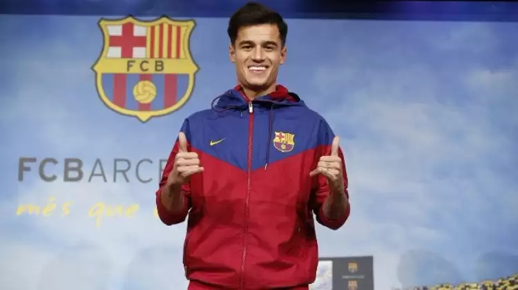 Video - Barcelona'nın yeni transferi Coutinho, Camp Nou'ya adım attı! Forma numarası ..