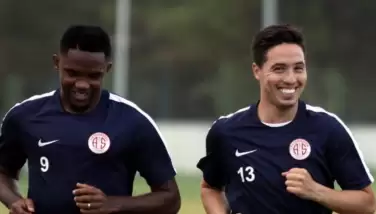 Antalyaspor'dan resmi açıklama! Nasri, Eto'o, transfer yasağı...