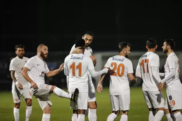 Video - Başakşehir, Yeni Malatyaspor'a fark attı