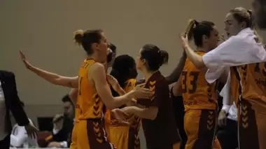 Galatasaray kazanmasını bildi