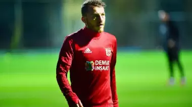 Video - Ziya Erdal: Futbolu burada bırakmak istiyorum