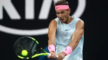 Rafael Nadal 3 oyun vererek turladı!