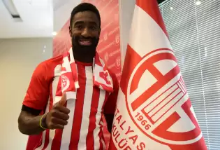Antalyaspor'un yıldızına İtalya'dan transfer teklifi