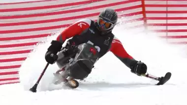 Paralimpik kayakçının hedefi madalya