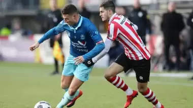 Advocaat'ın yüzü ikinci maçında da gülmedi!