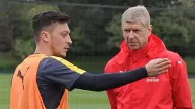 Arsene Wenger'den Mesut Özil açıklaması