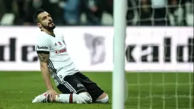 Negredo kızını ağlattı!