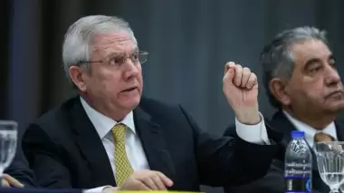 Aziz Yıldırım: 'Fenerbahçe'nin maddi yönden hiç kimseye ihtiyacı kalmayacaktır'