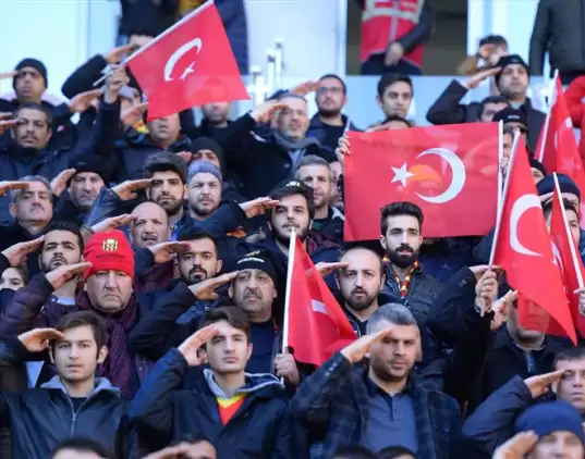 Malatyalı taraftarlardan Zeytin Dalı Harekatı'na destek