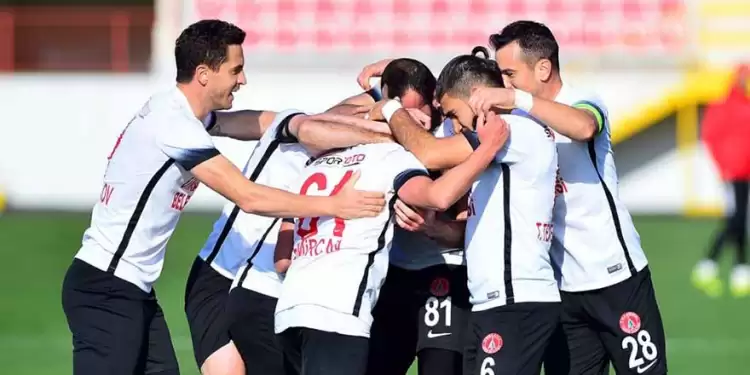 Ümraniyespor, Boluspor deplasmanında 1 attı, 3 aldı!