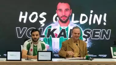 Volkan Şen, Atiker Konyaspor'a imzayı attı!