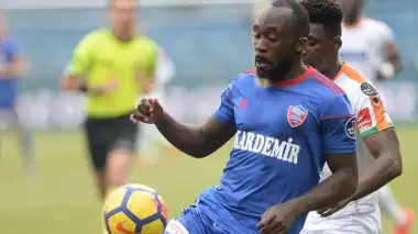 Adana Demirspor'da transferde sıcak saatler!