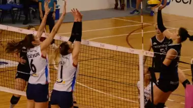 Nefes kesen maçta gülen Nilüfer Belediyespor!