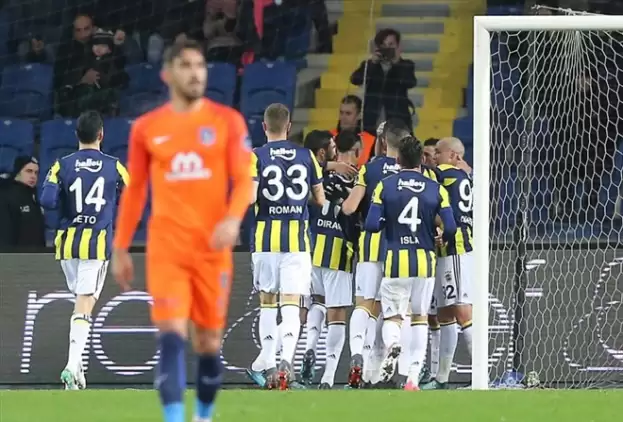 Spor yazarları Başakşehir - Fenerbahçe maçını yorumladı