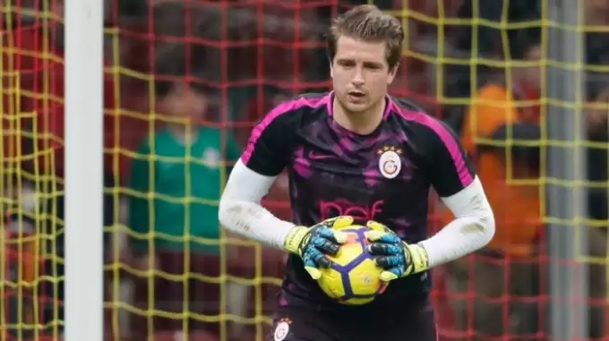 Muslera'nın yerine Carrasso! Bu sezon ikinci kez...