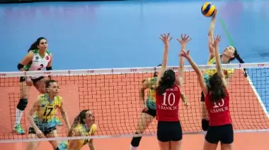 Bursa Büyükşehir Belediyespor, İlbank'a set vermedi