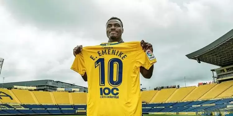 Emenike Las Palmas'ı da çıldırttı!